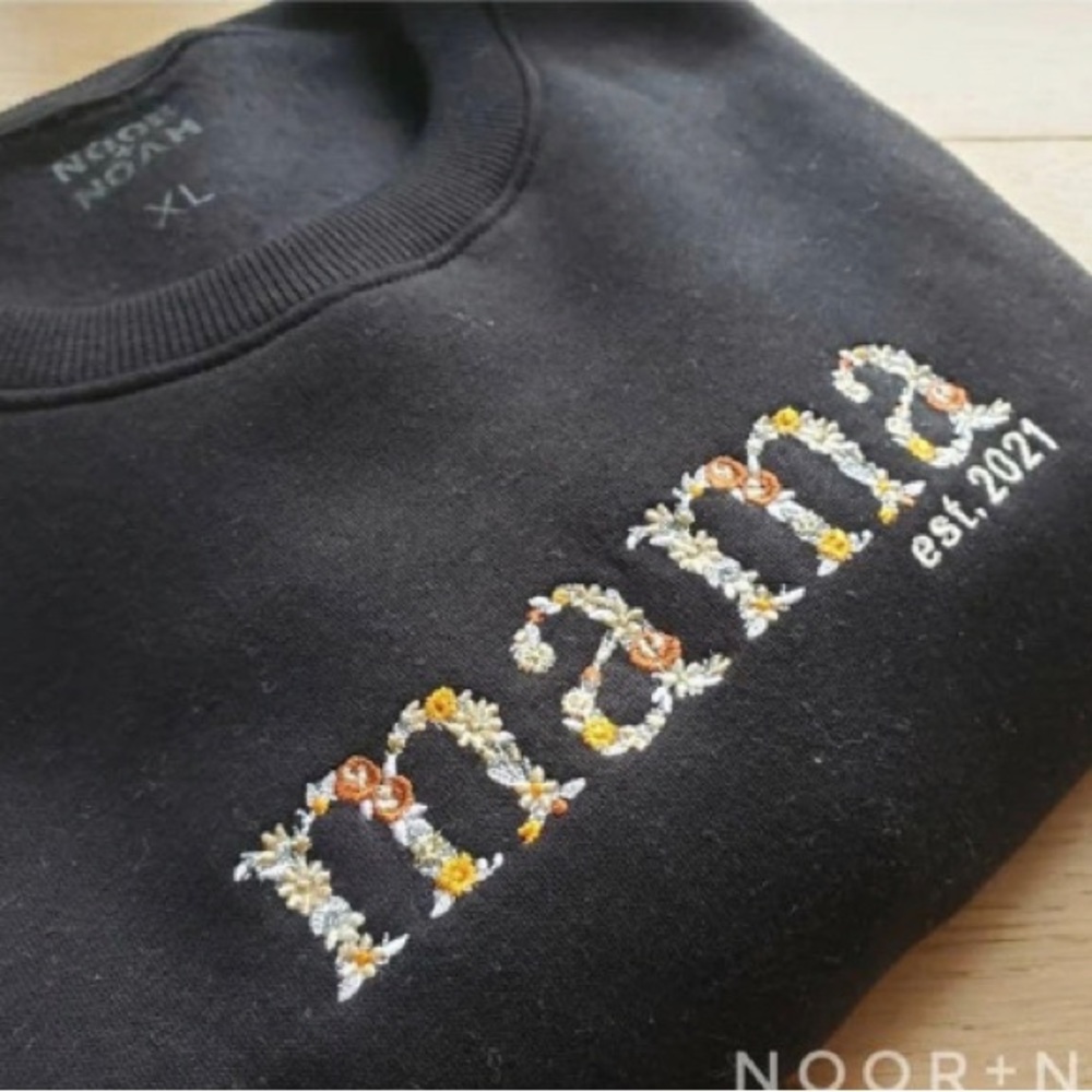 🆕 MAMA SWEATSHIRT Embroidery